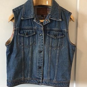 Retro Outback Jean Vest